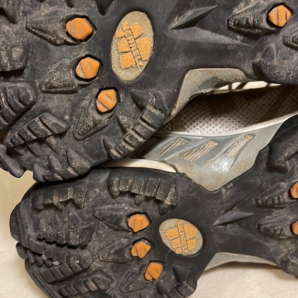 Merrill Helium Ventilator Taupe Performance Footwear. - Picture 12 of 12